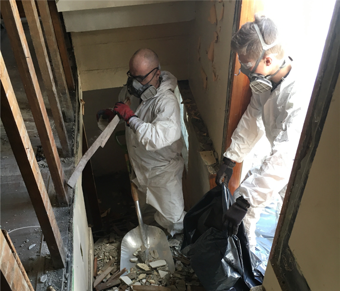 restoration professionals restoring homes
